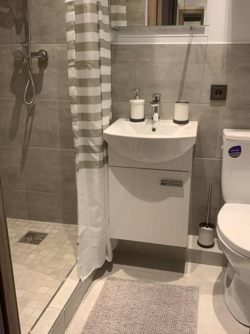 Apartment Near Ozas VNO Kültér fotó
